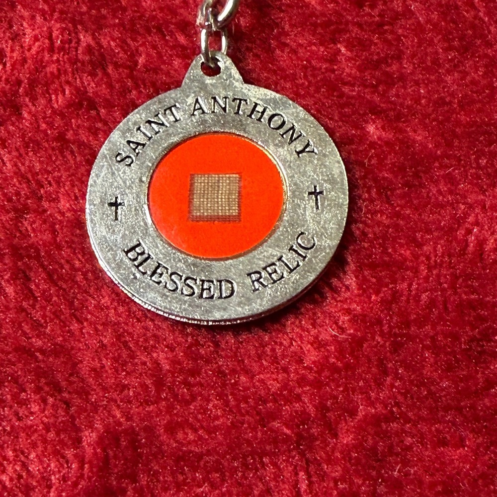 Saint Anthony Blessed Relic Keychain Silver‎ Tone Religious Medal Patron Saint - Picture 3 of 5